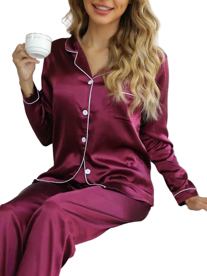 Ensemble pyjama boutonné pour femme