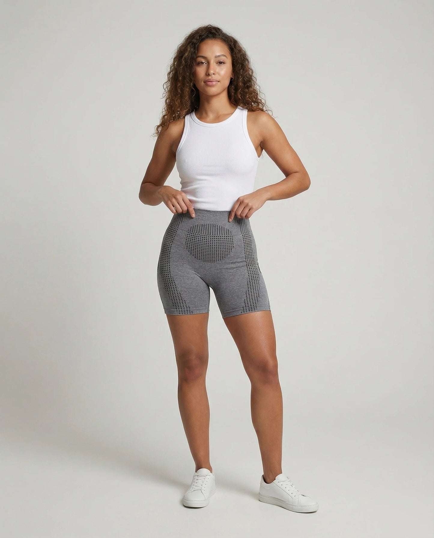 Short Femme Taille Haute Sans Coutures avec Panneaux de Contour Perforés