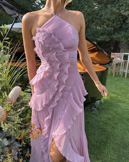 Robe maxi pour femmes à col licou avec plis et volants