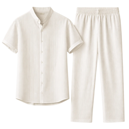 Ensemble homme avec chemise à manches courtes col montant et boutons et pantalon à taille élastique
