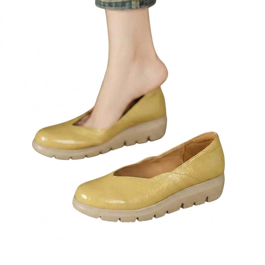 Femme Chaussures à Semelles Compensées avec Ouverture en V et Bout Rond | imported-image-1