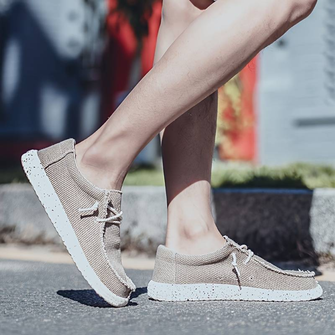 Chaussures à lacets pour homme avec surface texturée et semelle contrastée