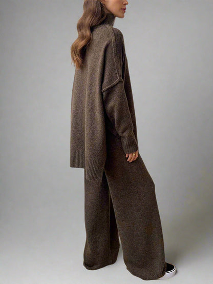 Ensemble en maille pour femme avec pull à col roulé et pantalon large