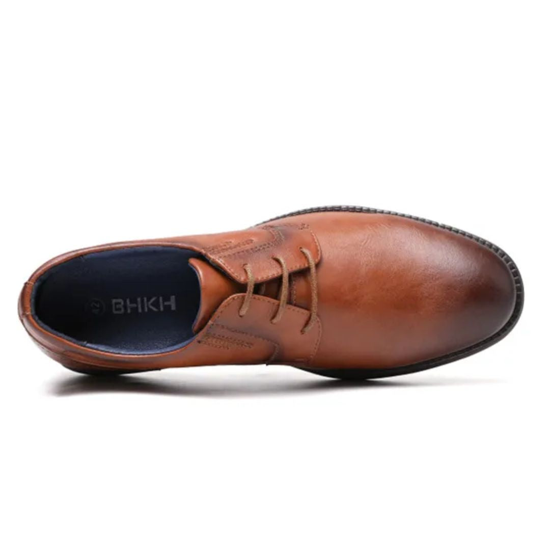 Baskets Derby à lacets pour homme avec semelle contrastante 8