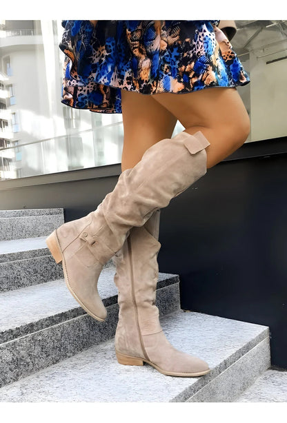 Bottes hautes en daim pour femme avec petit talon bloc 8