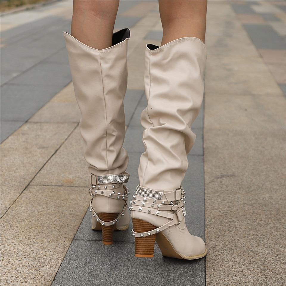 Bottes hautes slouchy pour femme avec brides à clous 8