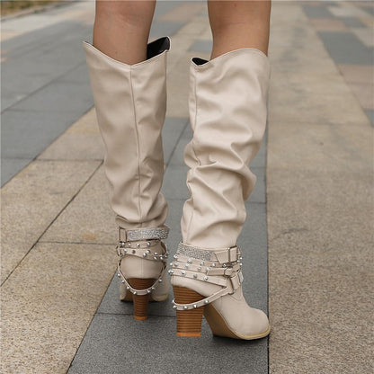 Bottes hautes slouchy pour femme avec brides à clous 8