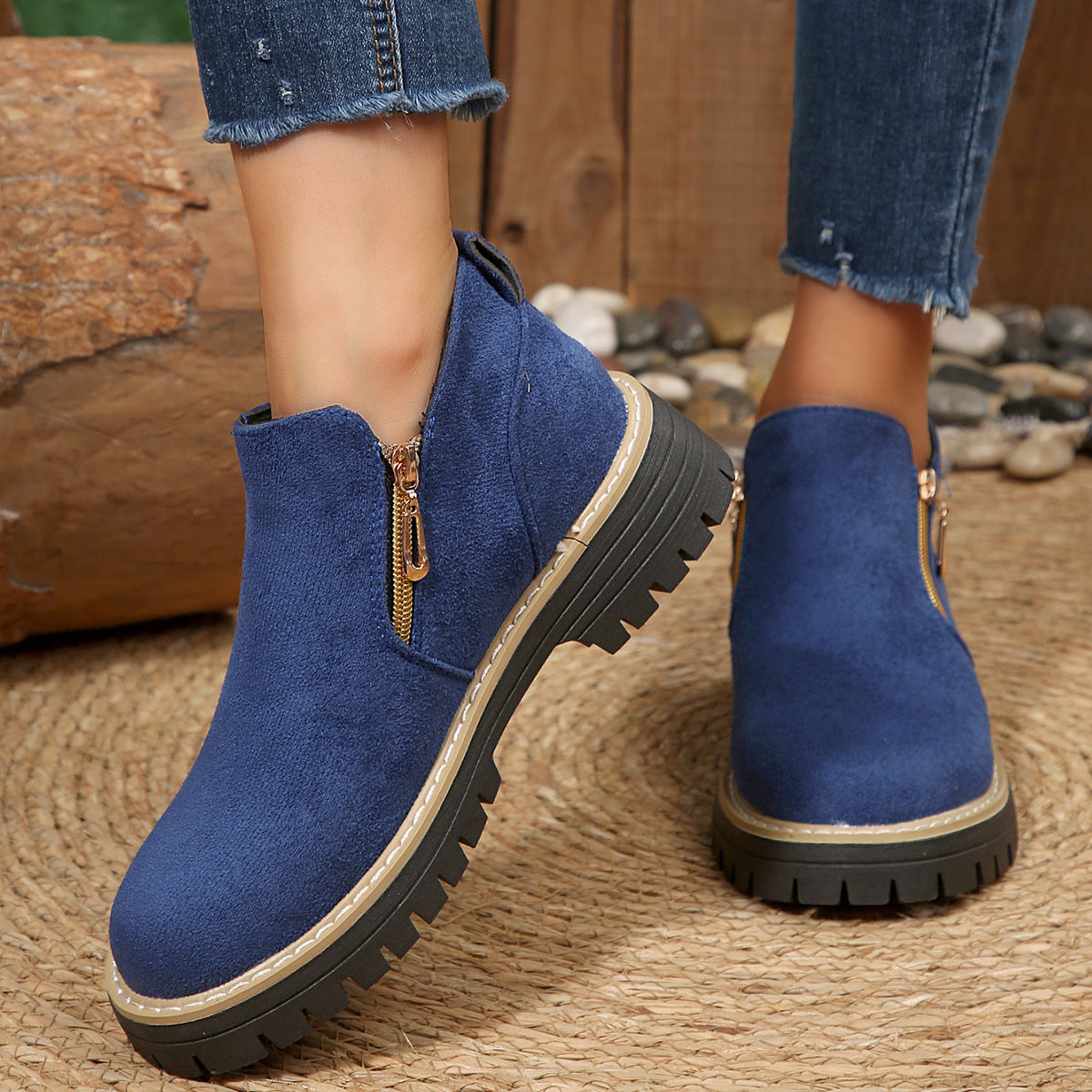 Bottines pour femme avec fermetures éclair latérales et semelles crantées 7