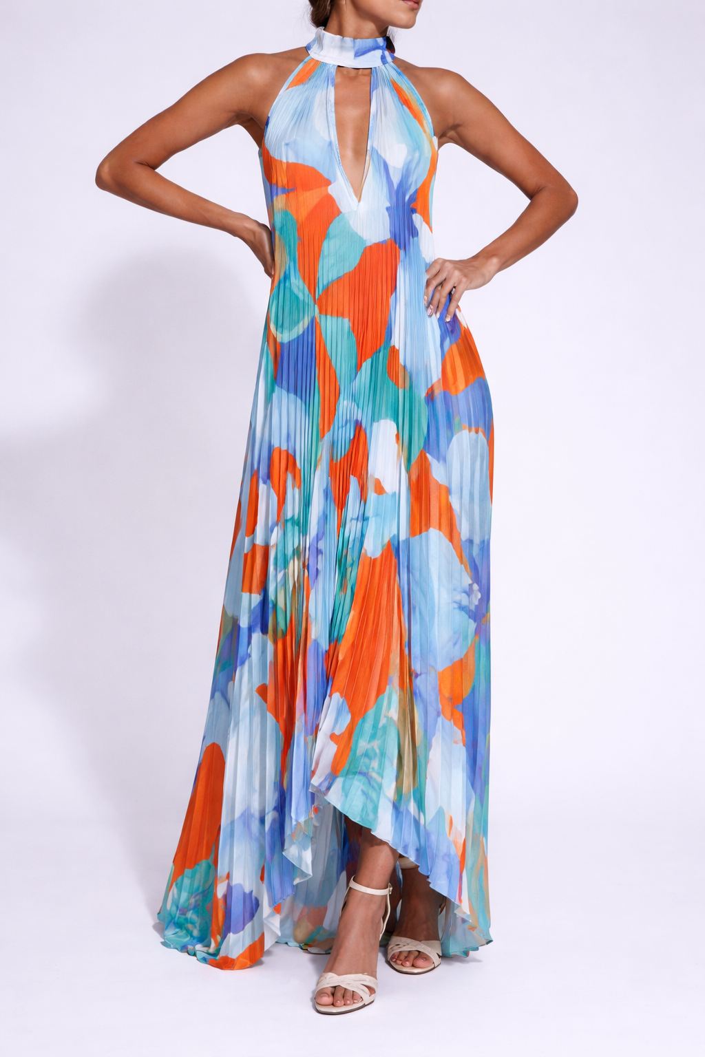 Femme Robe Longue à Col Tour de Cou et Structure Plissée