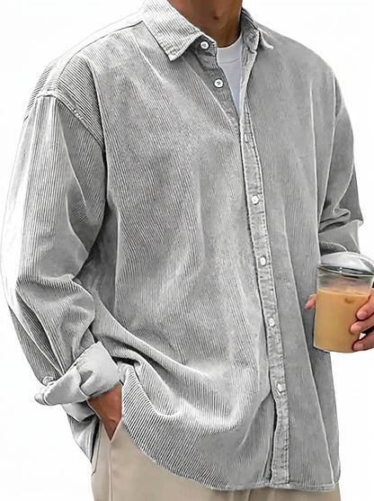 Chemise boutonnée oversize en velours côtelé pour homme 17