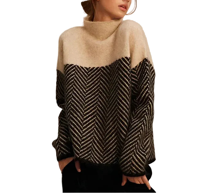 Pull femme à col montant avec motif chevrons