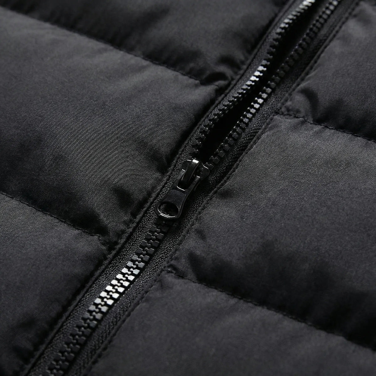 Gilet matelassé pour homme avec col montant et fermeture éclair 3