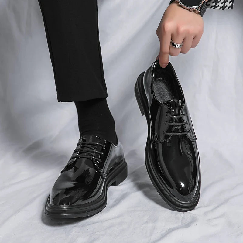Hommes - Chaussures Derby à fini verni et semelles épaisses 3