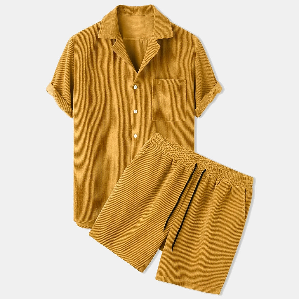Hommes ensemble chemise manches courtes texture cotelee et short Jaune