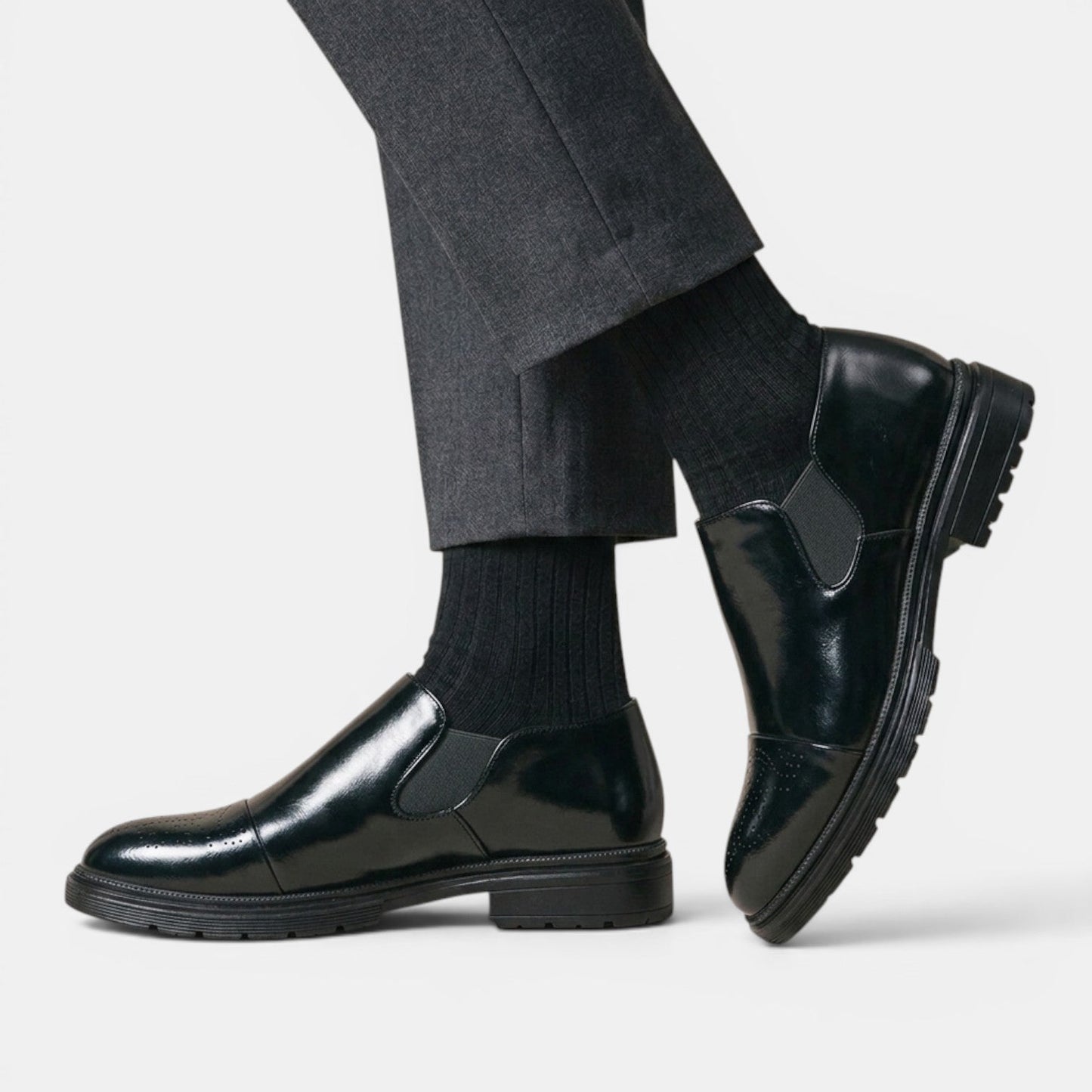 Mocassins Brogues à enfiler pour homme avec panneaux latéraux élastiques 2