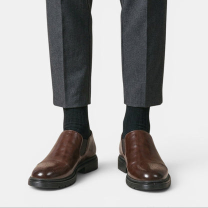 Mocassins Brogues à enfiler pour homme avec panneaux latéraux élastiques 7