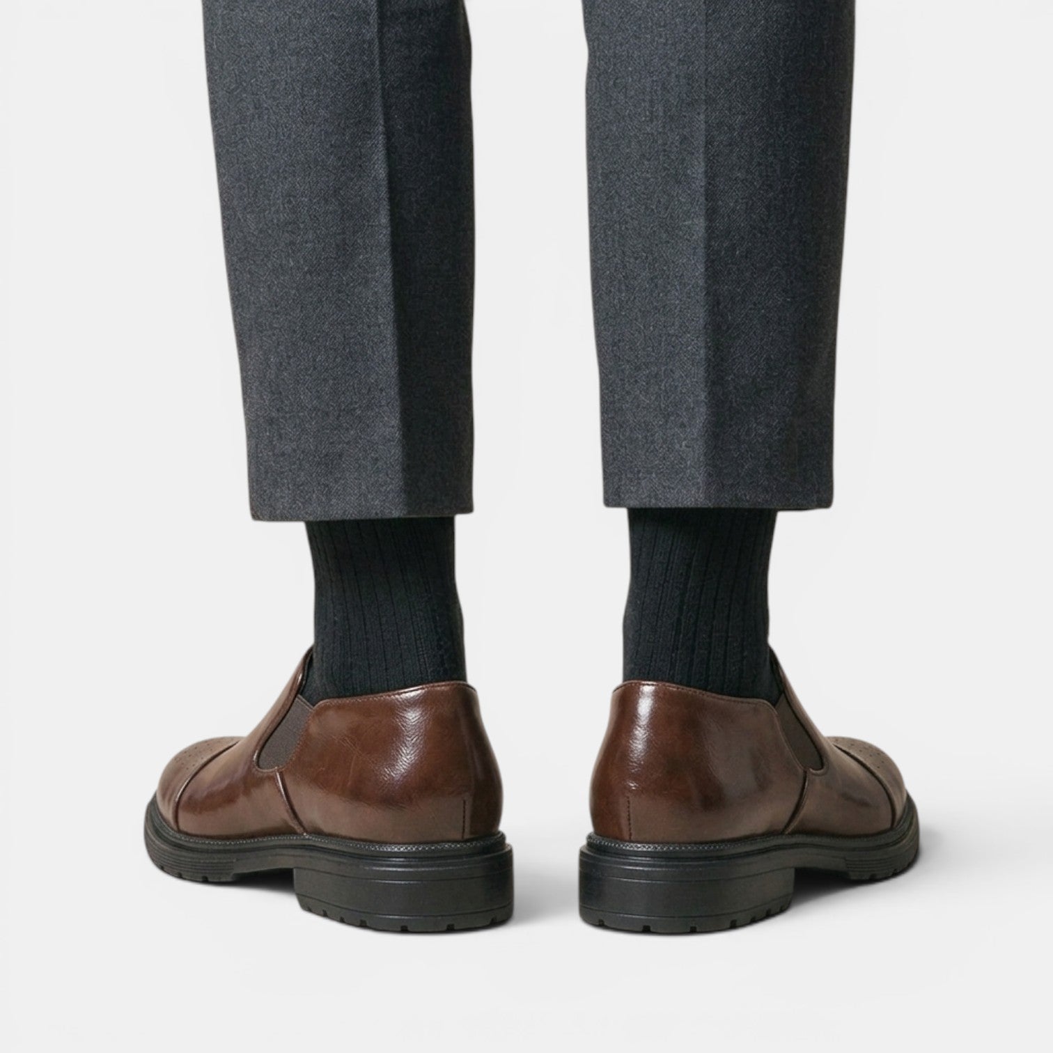 Mocassins Brogues à enfiler pour homme avec panneaux latéraux élastiques 8