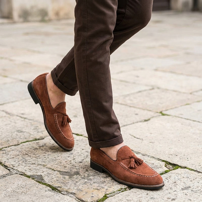 Mocassins à pampilles en daim pour homme avec surpiqûres contrastées 8
