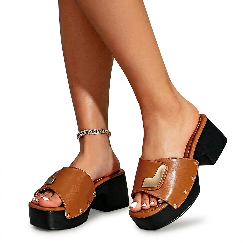 Mules à plateforme pour femme avec talon bloc et détail métallique 3