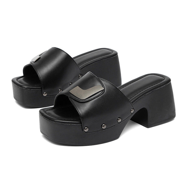 Mules à plateforme pour femme avec talon bloc et détail métallique 8