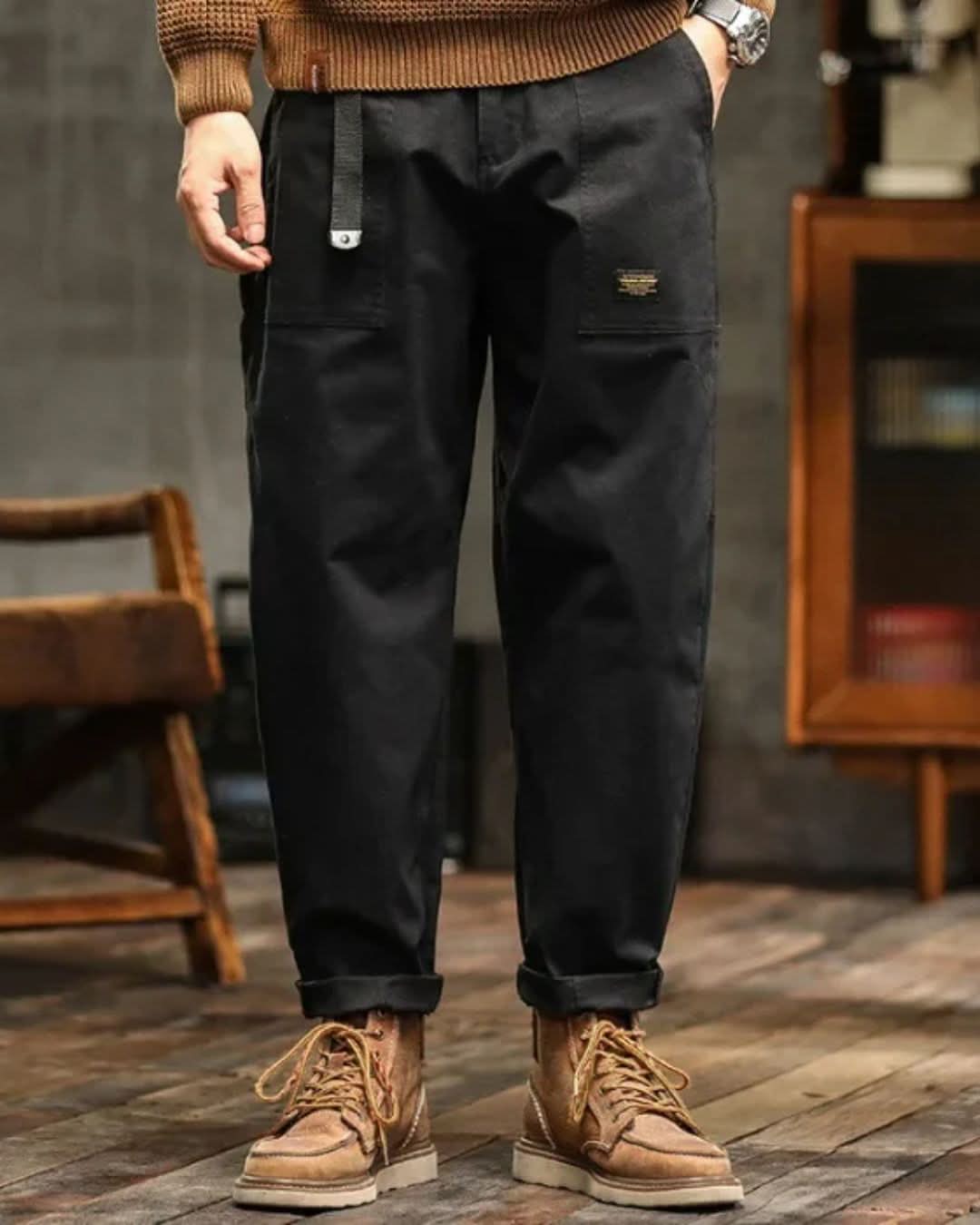 Pantalon cargo pour homme avec poches plaquées et détail de ceinture 2