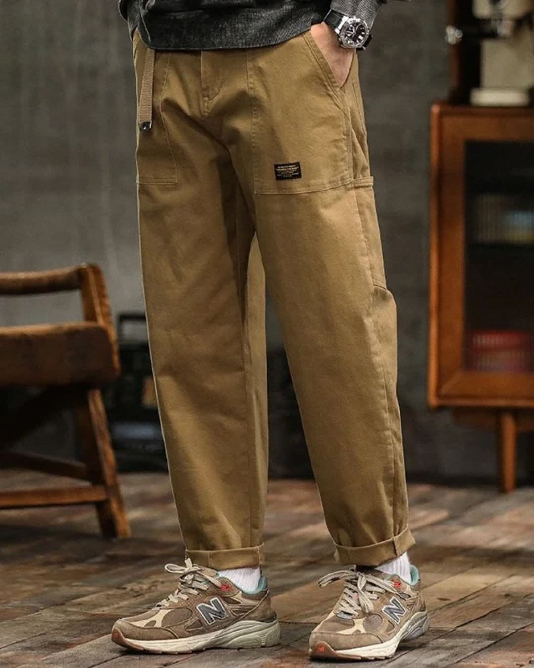 Pantalon cargo pour homme avec poches plaquées et détail de ceinture 3
