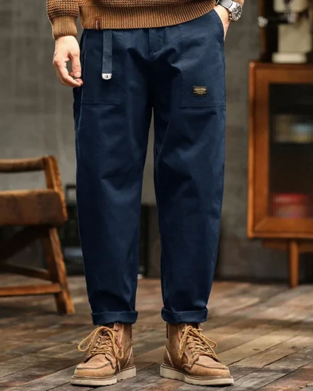 Pantalon cargo pour homme avec poches plaquées et détail de ceinture 4