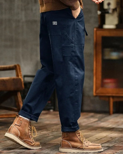 Pantalon cargo pour homme avec poches plaquées et détail de ceinture 7