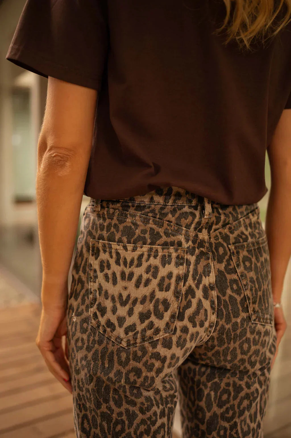 Pantalon large à imprimé léopard pour femme 5