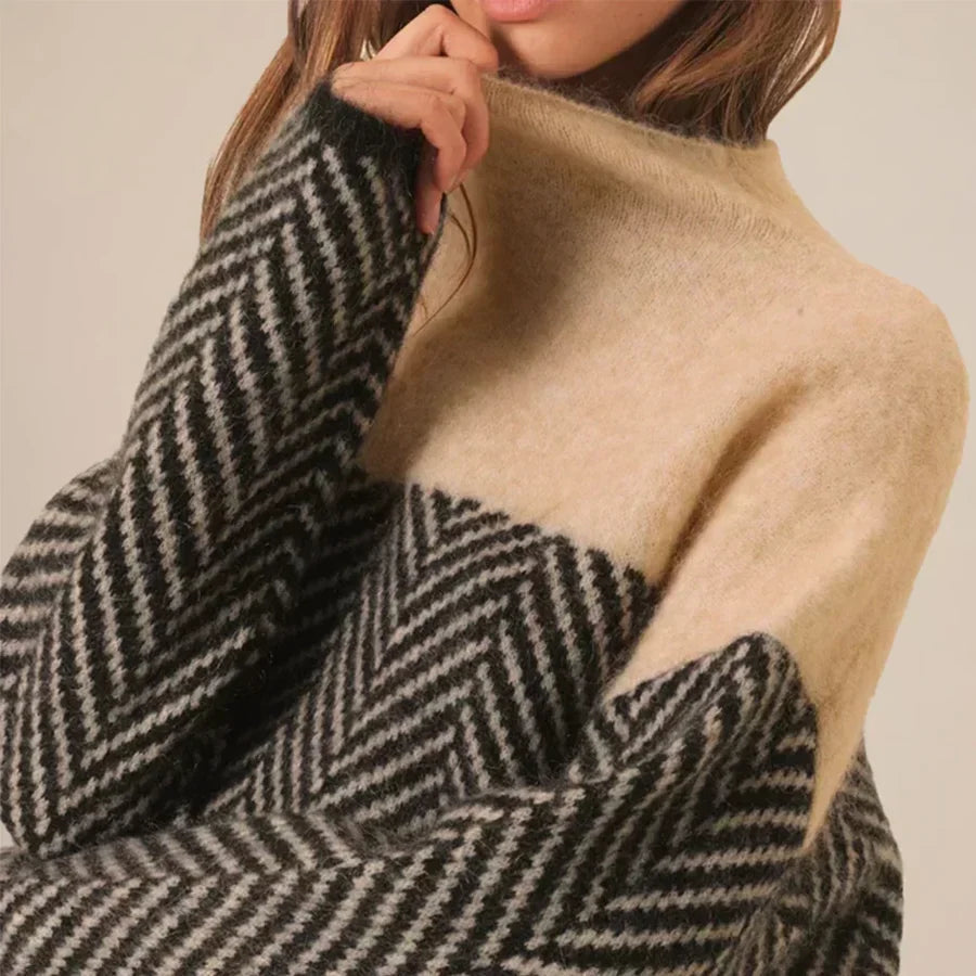 Pull en maille à motif chevron et col montant pour femme 7