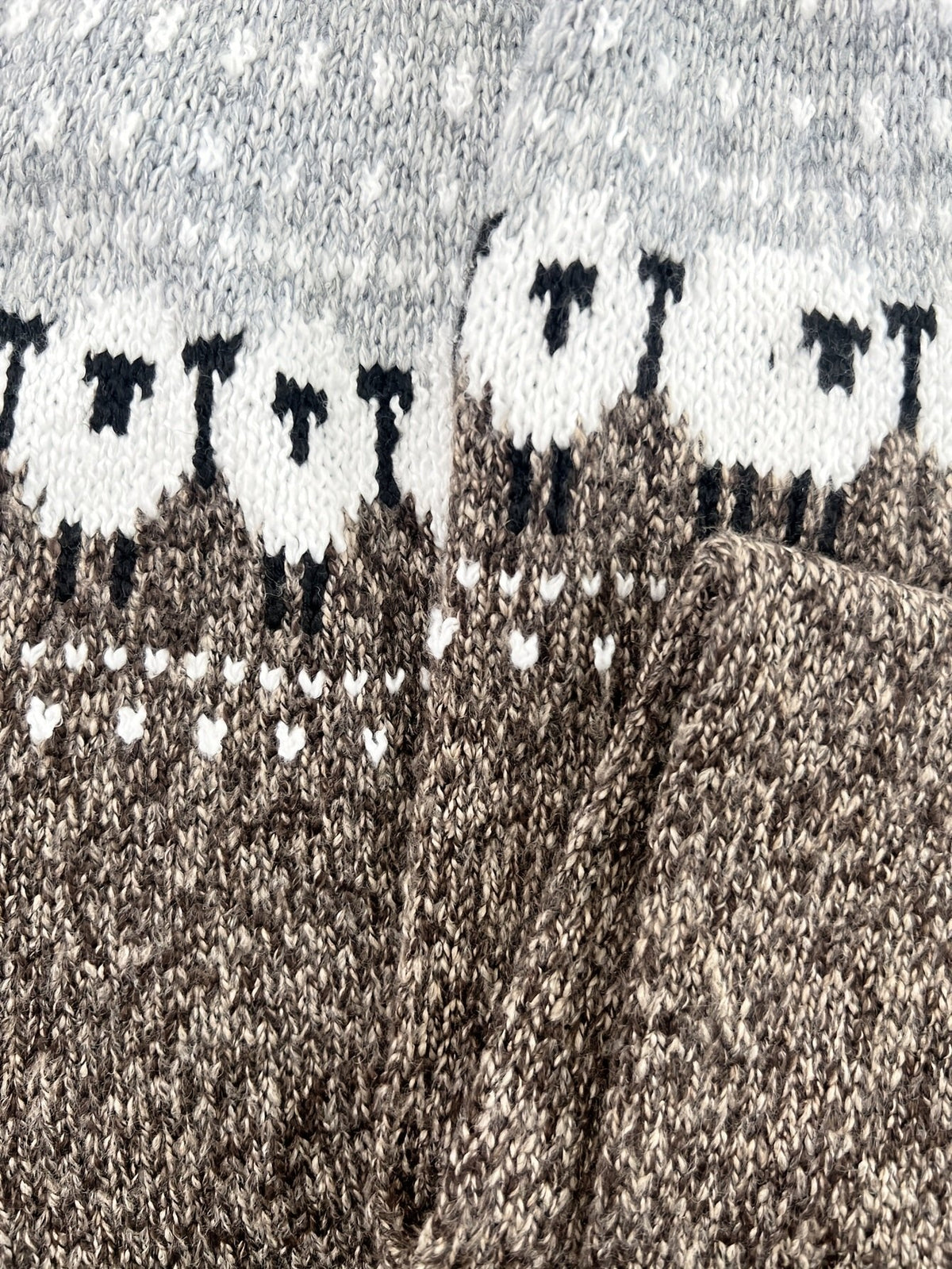 Pull en maille jacquard motif moutons pour femme 5