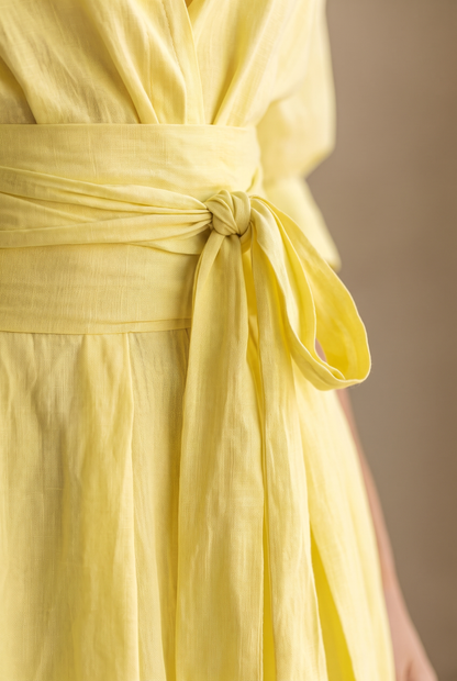 Robe chemise longue pour femme avec ceinture à nouer et manches mi-longues 4