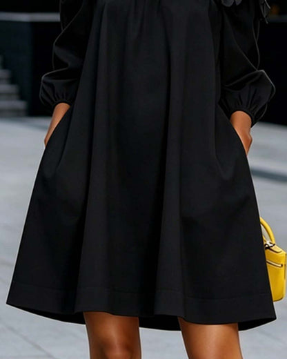 Robe courte femme à épaules dénudées avec applications florales 3D 7