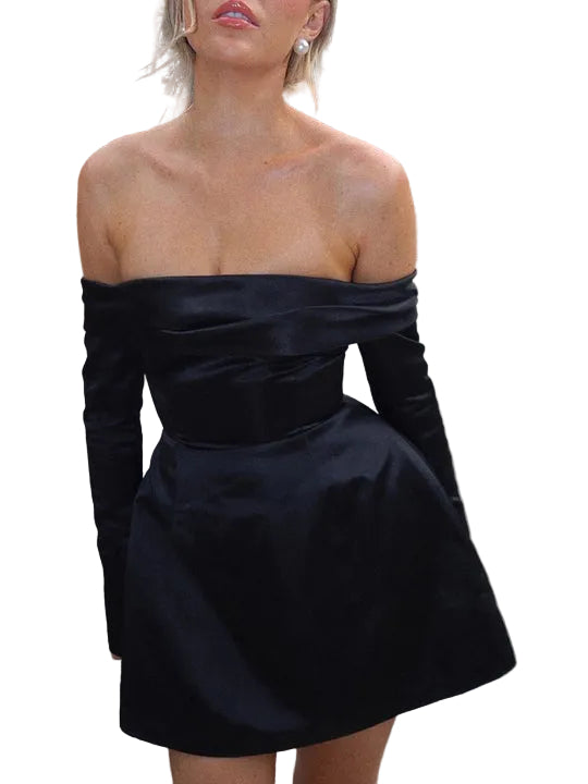 Robe femme courte à épaules dégagées avec manches longues