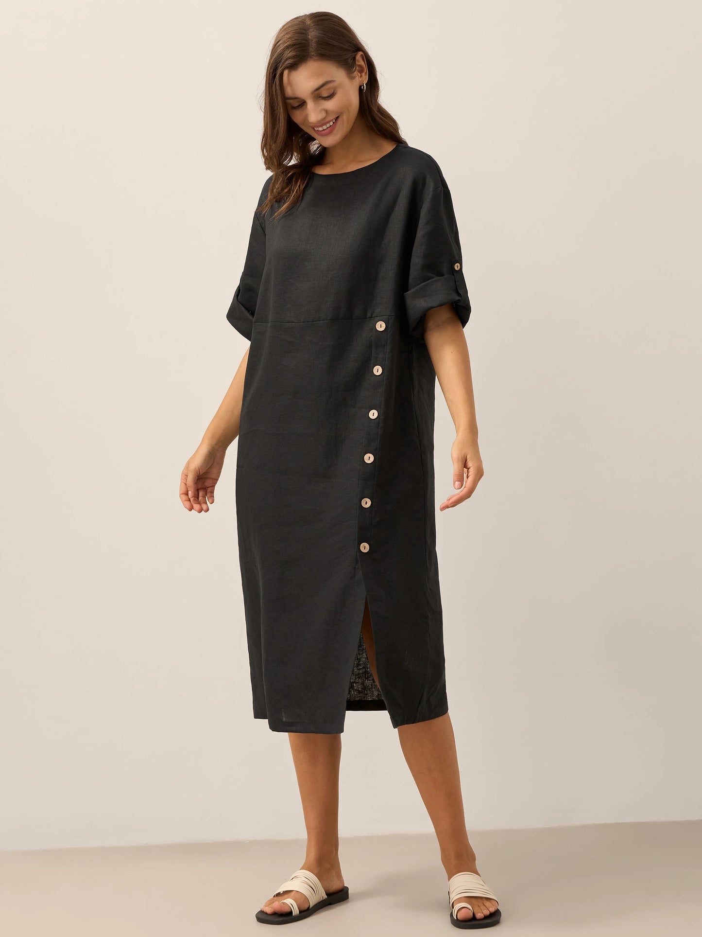 Robe midi à col rond pour femme avec boutons latéraux 16