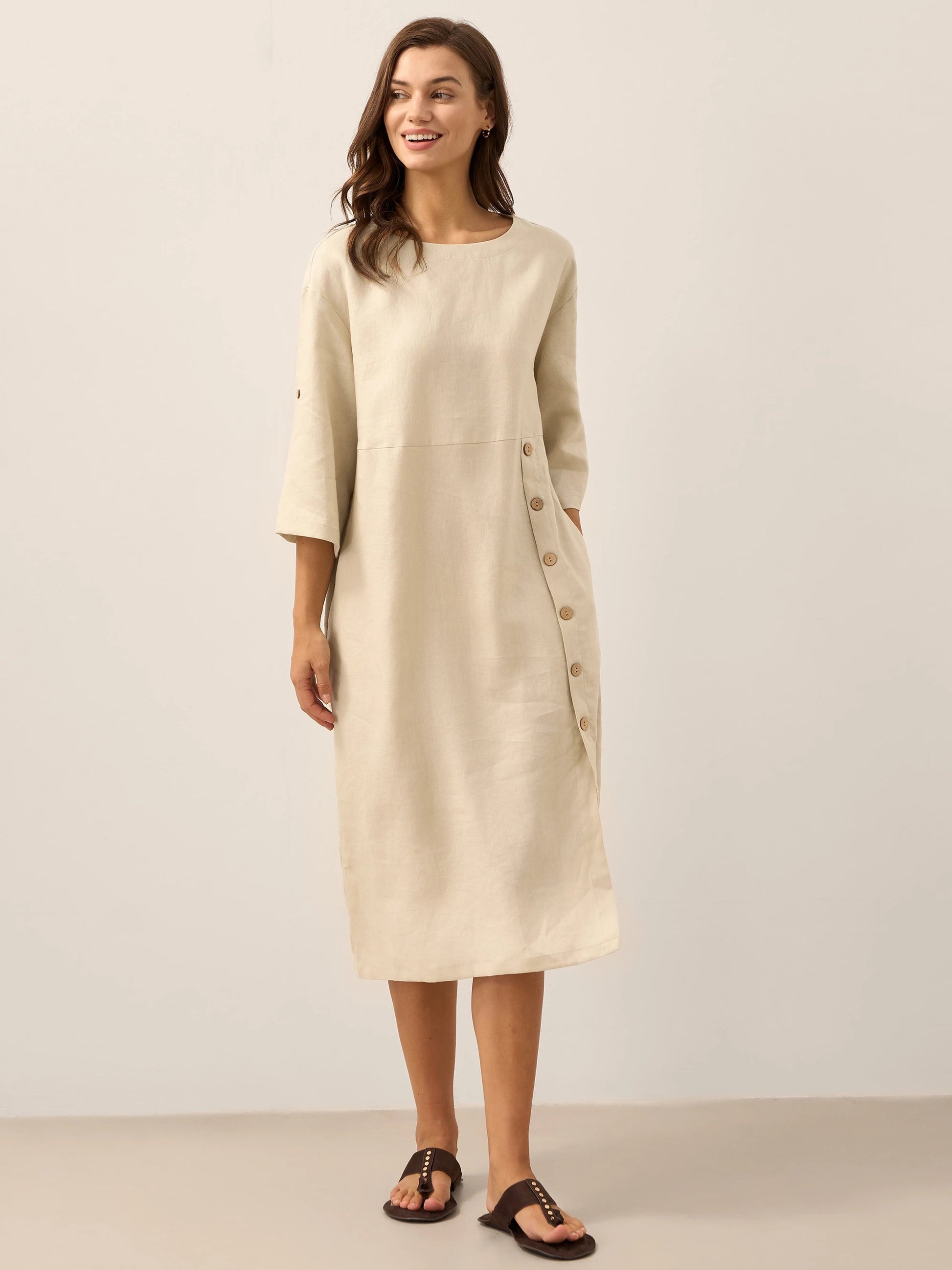 Robe midi à col rond pour femme avec boutons latéraux 20