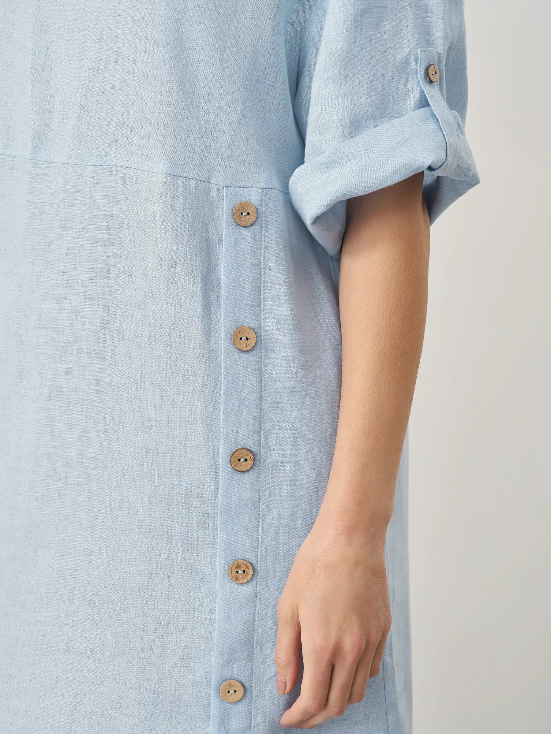 Robe midi à col rond pour femme avec boutons latéraux 5