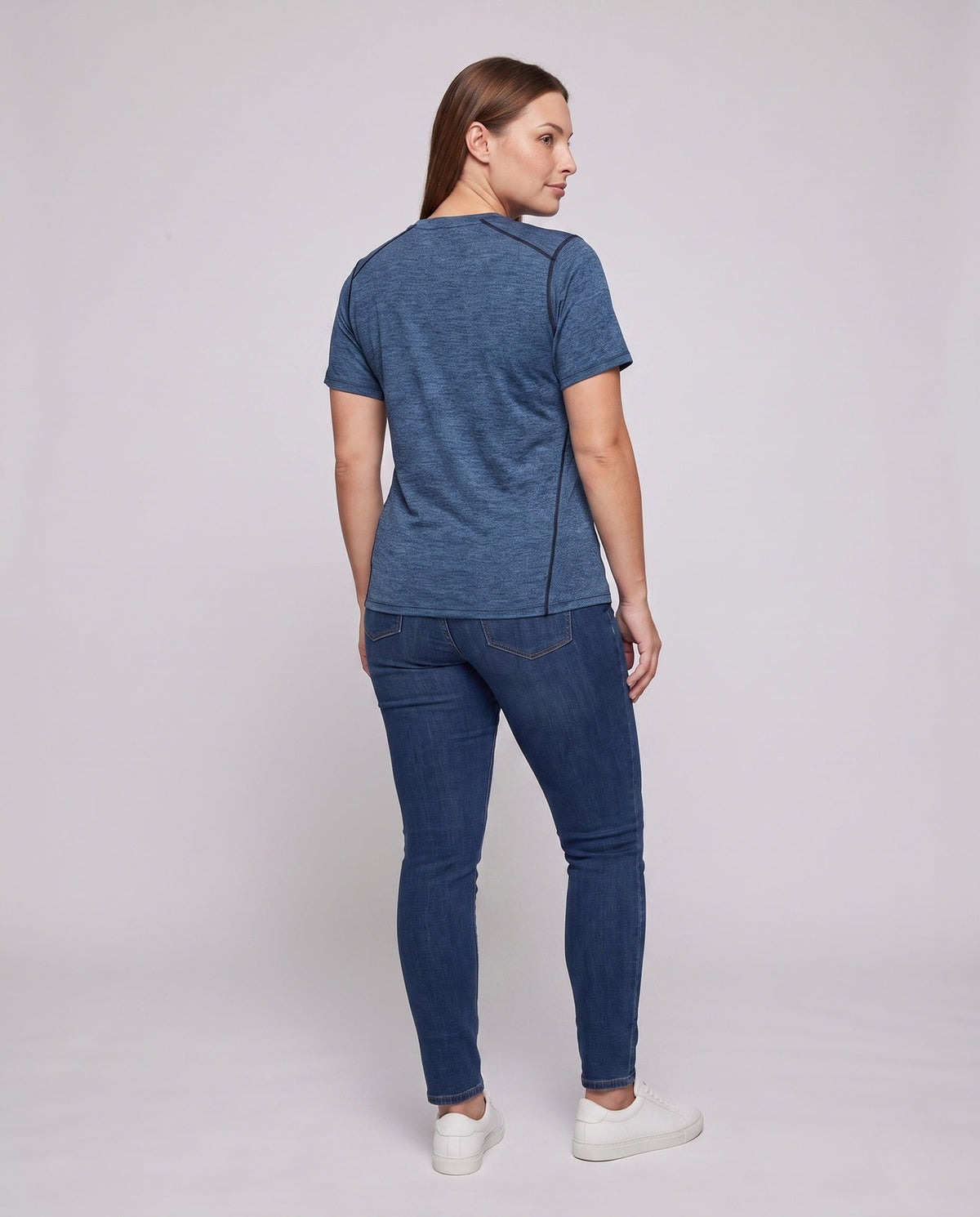 T-shirt femme à manches courtes et col rond 9
