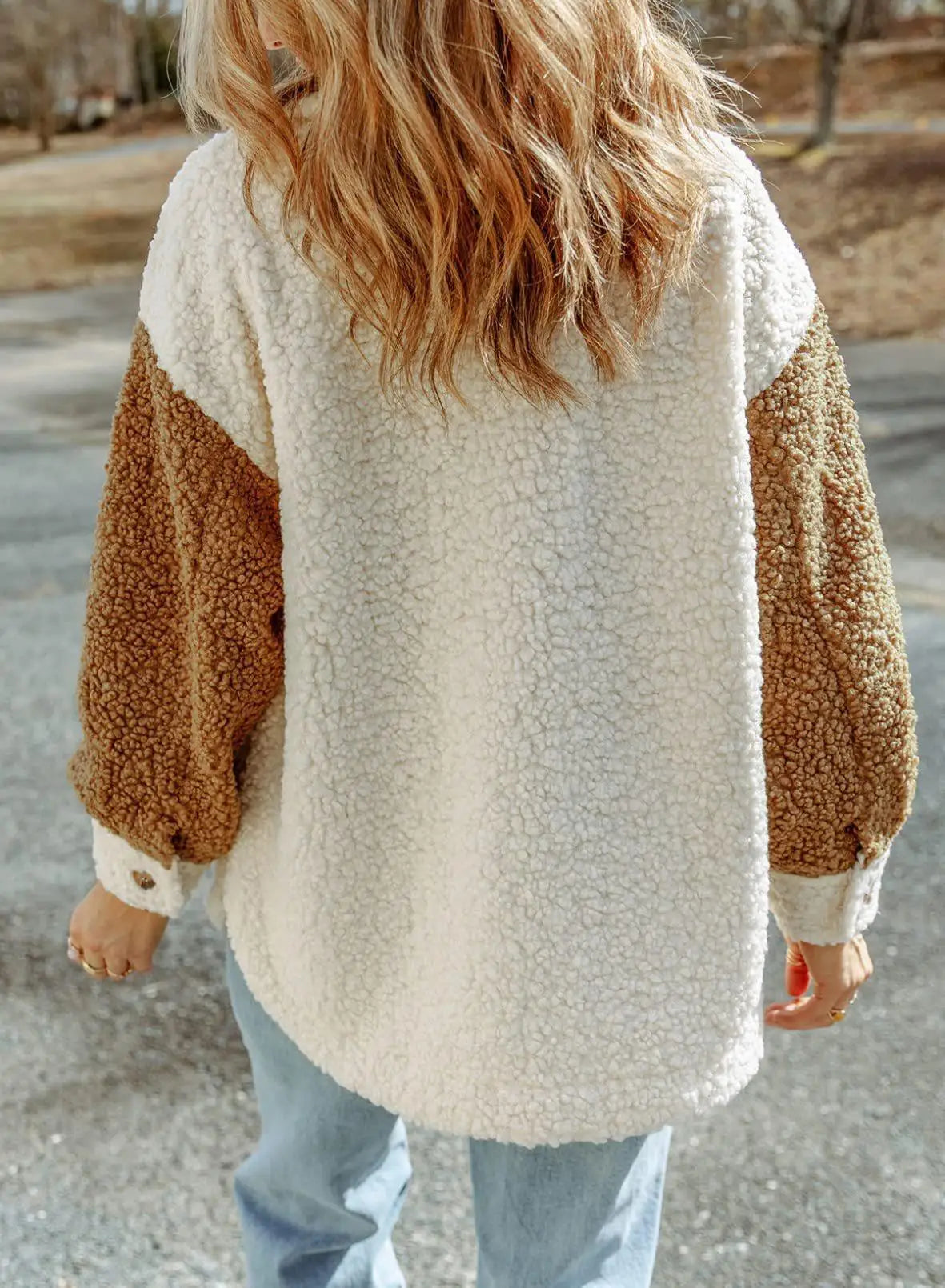 Veste chemise oversize en sherpa pour femme 7