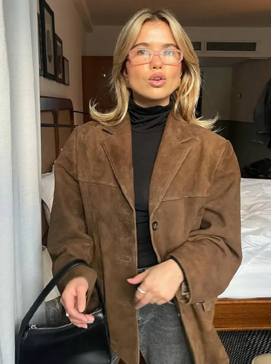 Veste pour femme avec col et boutons 4