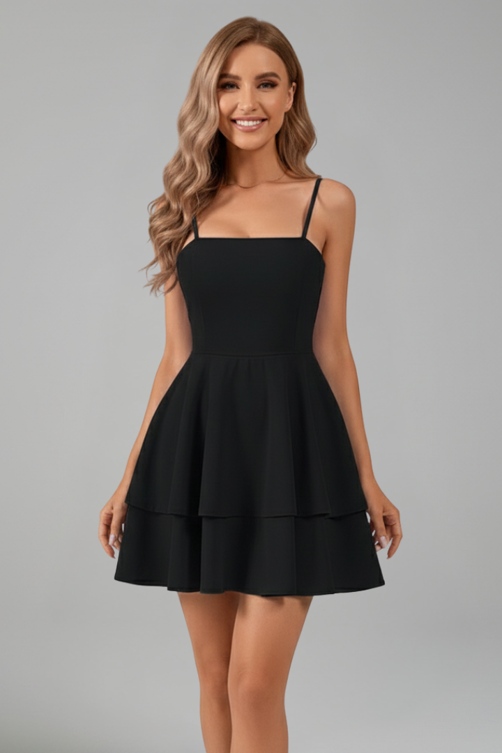 Femme Robe Courte à Bretelles Fines et Jupe à Deux Niveaux