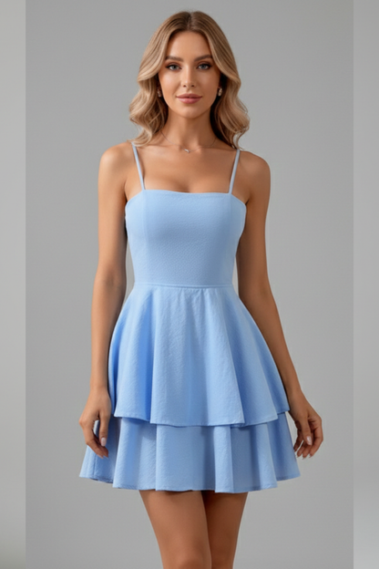 Femme Robe Courte à Bretelles Fines et Jupe à Deux Niveaux