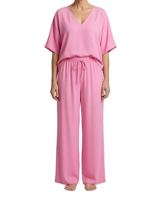 Ensemble deux pièces femme avec haut à col en V et pantalon large