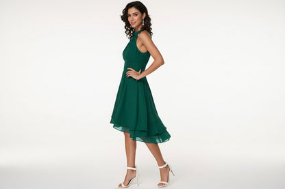 Robe Femme à Col Halter avec Jupe Évasée et Ourlet Superposé