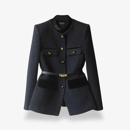 Blazer ajusté structuré avec finitions contrastées pour femme-Blazer Woman-Gigié