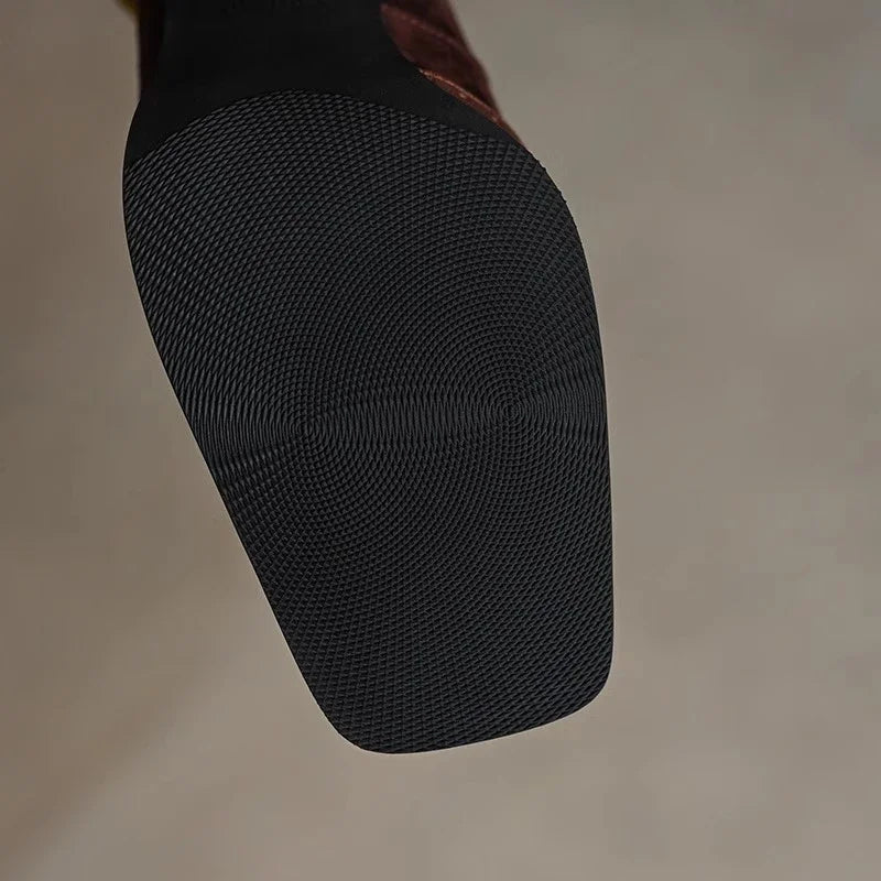 Bottines Fermées pour Femme avec Découpes Latérales, Trois Brides à Boucles et Talon Bloc-Men Shoes-Gigié