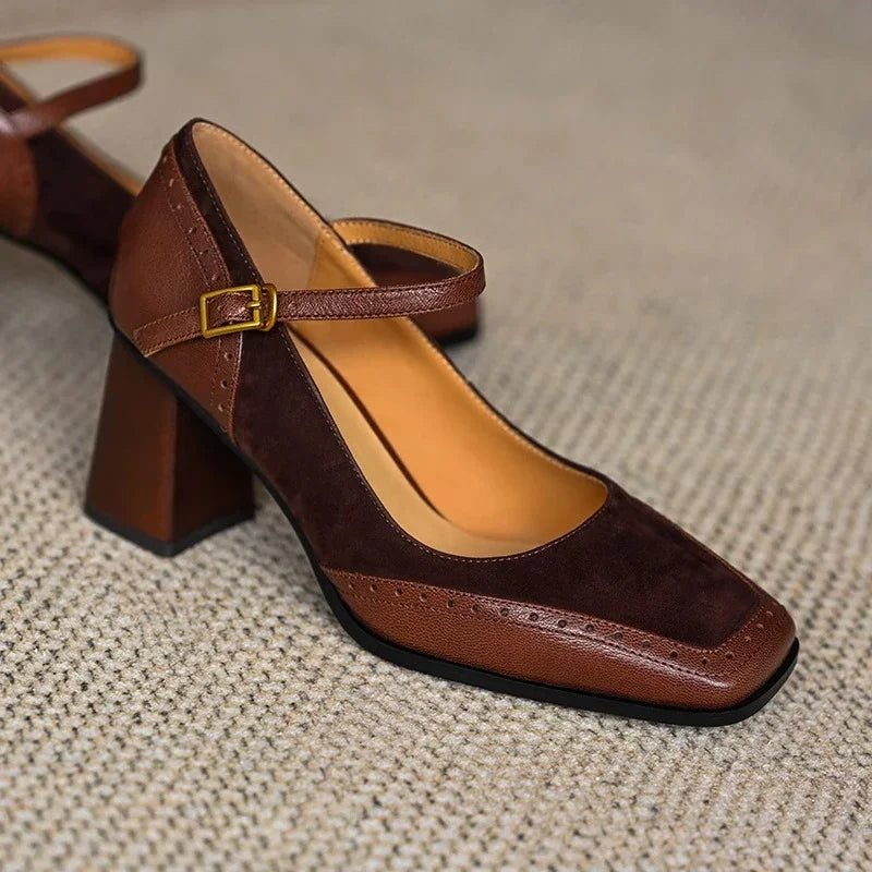 Bottines Fermées pour Femme avec Découpes Latérales, Trois Brides à Boucles et Talon Bloc-Men Shoes-Gigié