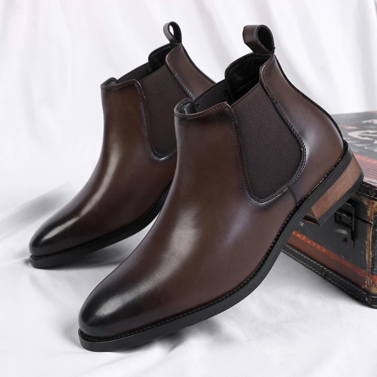 Bottines pour homme avec panneaux latéraux élastiques et languettes-Men Shoes-Gigié