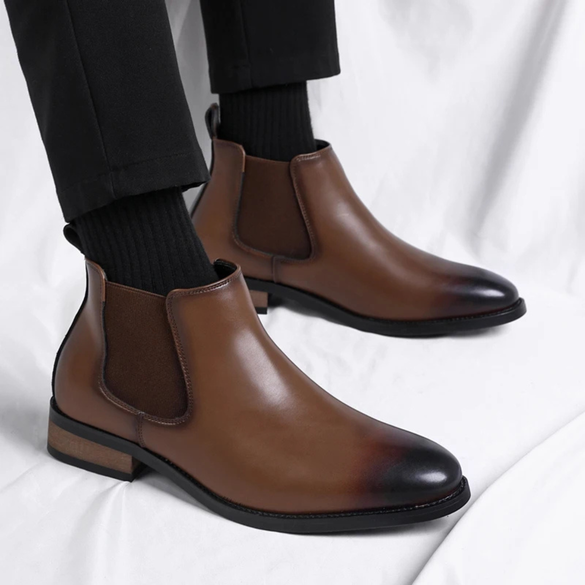 Bottines pour homme avec panneaux latéraux élastiques et languettes-Men Shoes-Gigié