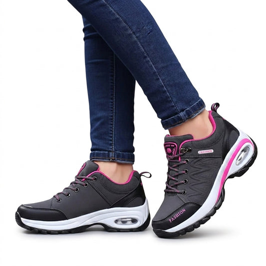Chaussures de randonnée pour femmes avec laçage et semelle profilée 1